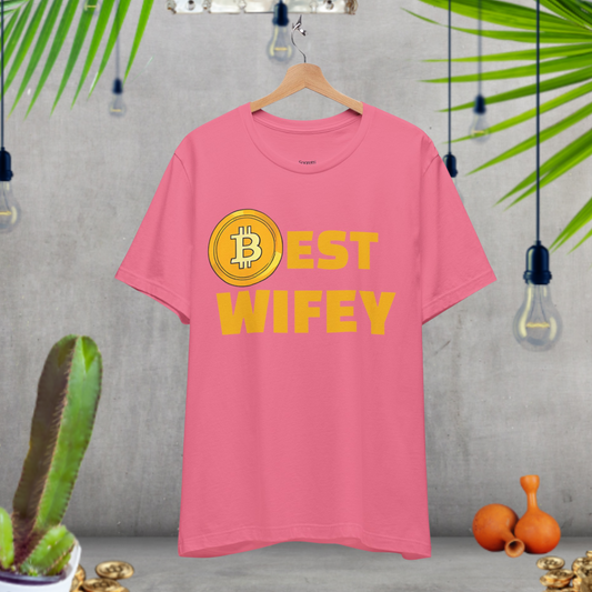 BEST BITCOIN WIFEY T-SHIRT